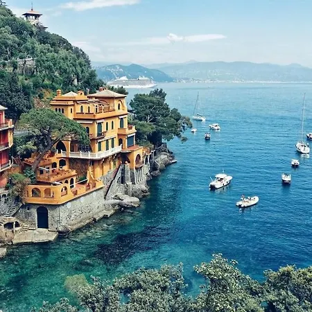 Portofino Luxury City Center - Free Parking - Ac