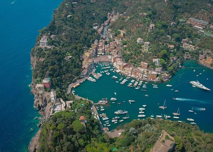 Portofino Luxury Center - Free Parking - Ac Apartman
