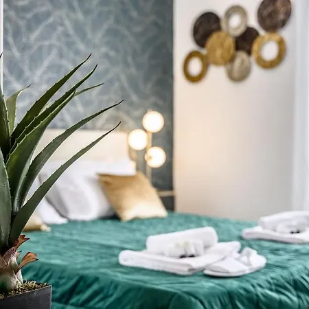 Portofino Luxury City Center - Free Parking - Ac *