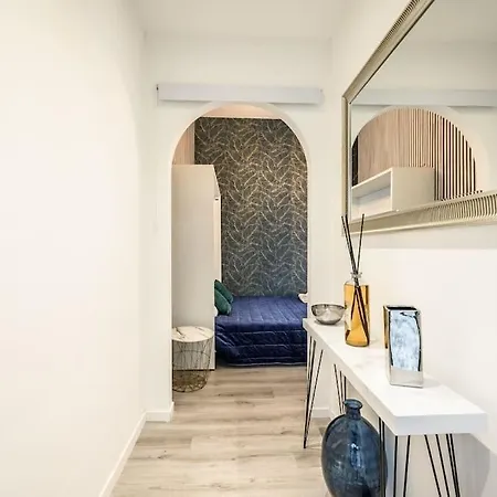Portofino Luxury City Center - Free Parking - Ac Apartment *